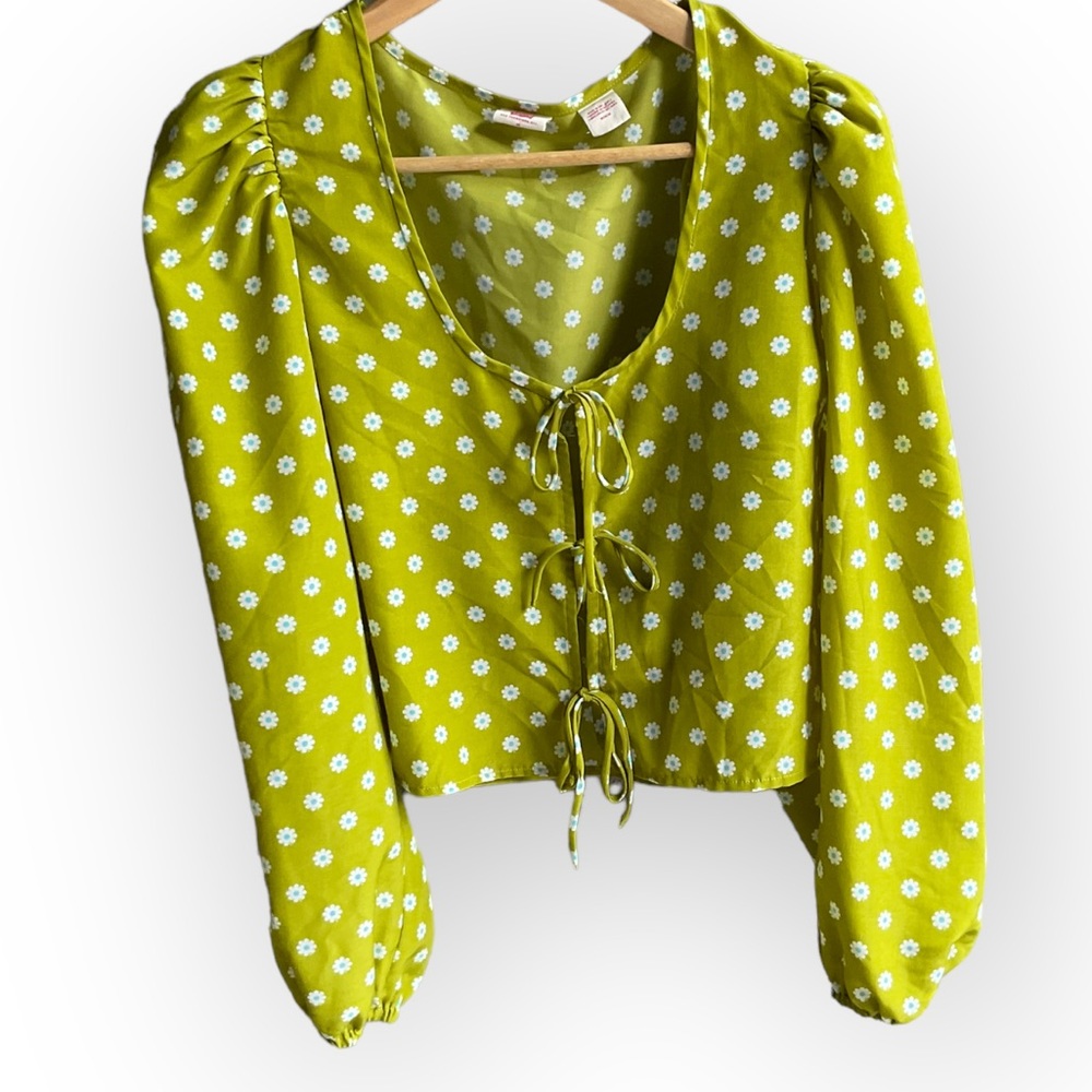 Levi San Francisco Long Sleeve Shirt Green Flower Shirt Women’s Medium